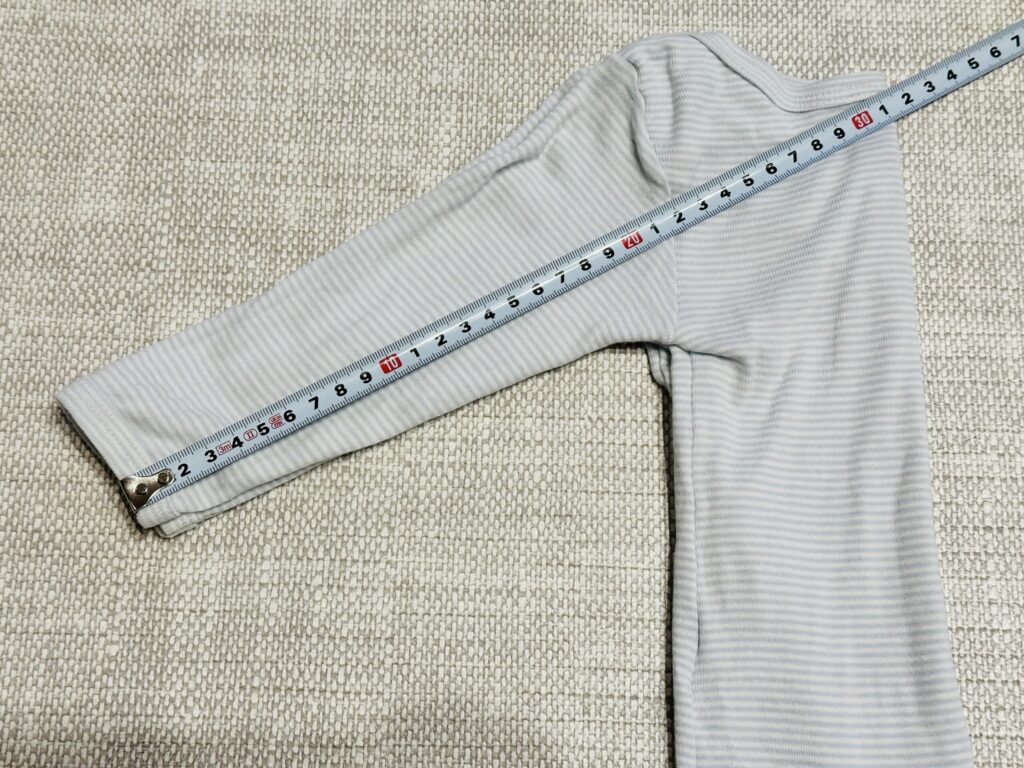 プチバトーボディスーツ裄丈